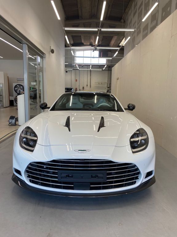 Image of Aston Martin Vanquish