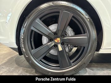 Porsche Cayenne - 6
