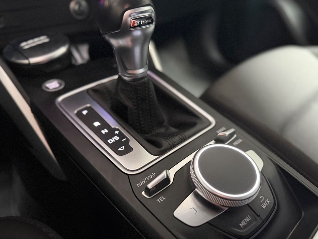 AUDI Q2 35 TFSI/SPORT/VIRTUELLES/ACC/LED AUDI Q2 35 TFSI/SPORT/VIRTUELLES/ACC/LED