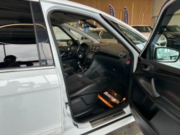 Ford S-MAX Titanium S *Navi*BiXenon*Sitzheizung*