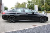 BMW 540 i xDrive M Sport S-Dach H&K 19" - BMW 540 mit Benzin-Antrieb: Limousine, 540i Sport