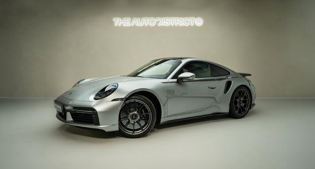 Porsche 911 Turbo 50 Jahre PCCB LIFT InnoDrive