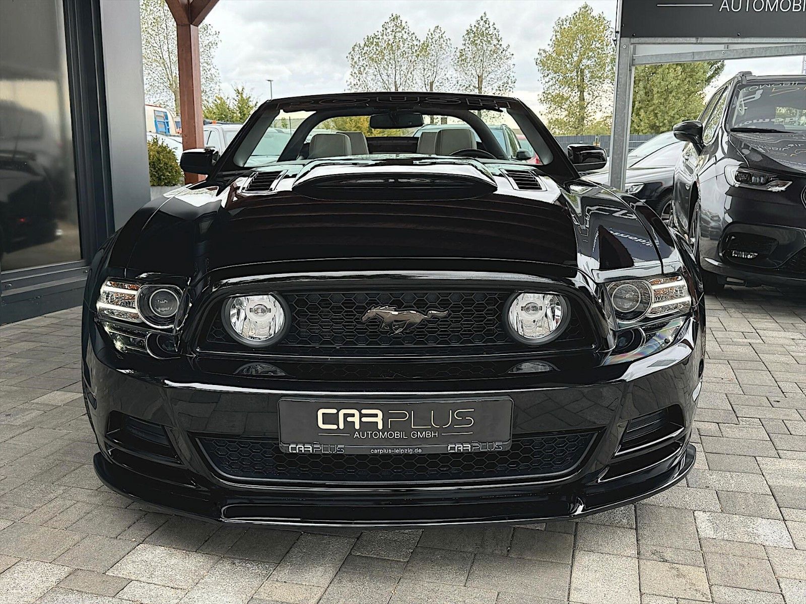 Fahrzeugabbildung Ford Mustang 5.0 V8 GT ROUSH Performance Package LED