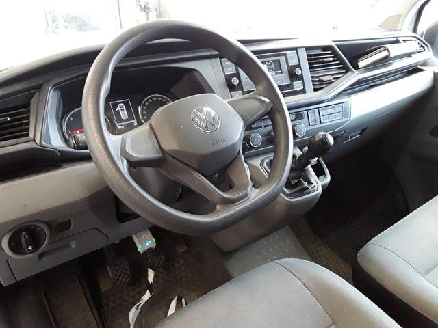 Fahrzeugabbildung Volkswagen T6 6.1 Transporter Kasten 2.0TDI KLIMA+AHK+SITZH