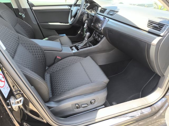 Fahrzeugabbildung SKODA Superb Combi 1.5 TSI ACT DSG Style ACC BI-XENON