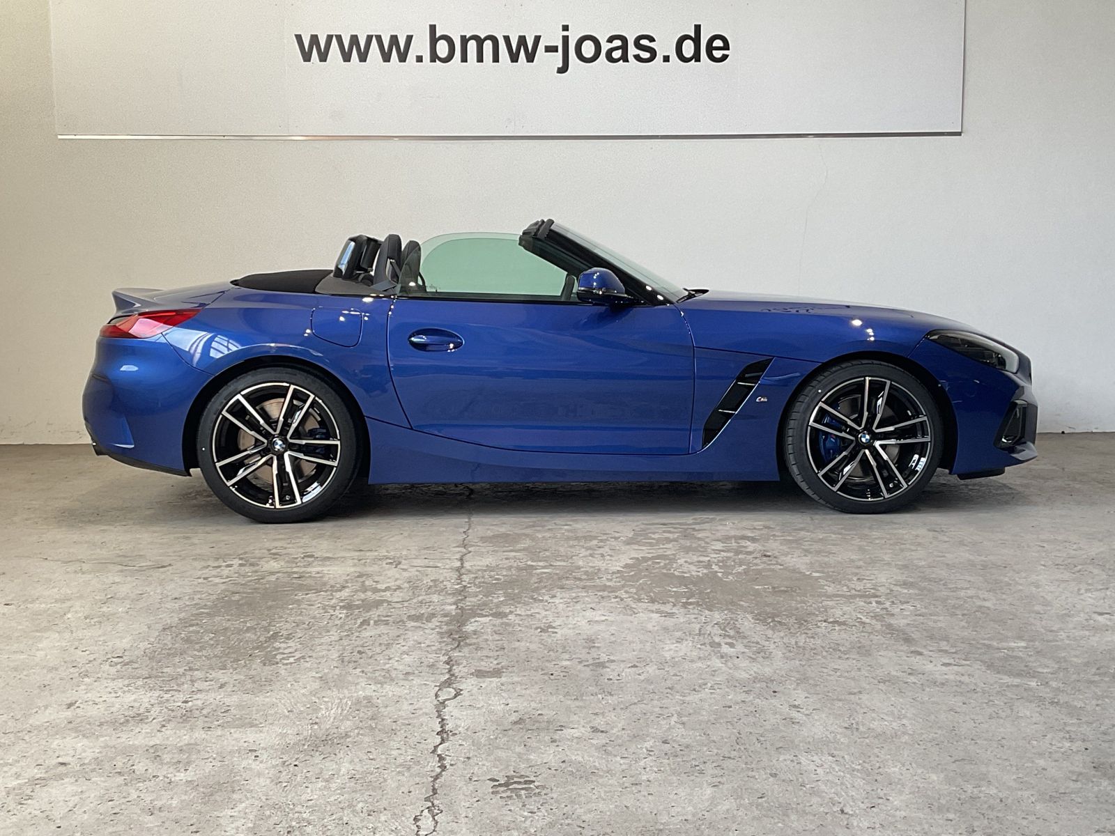 Fahrzeugabbildung BMW Z4 sDrive20i 19" LMR, Head-Up Display, Komfortzu