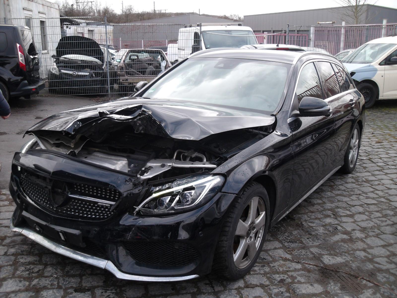 Mercedes-Benz C 250 T CGI AMG Paket
