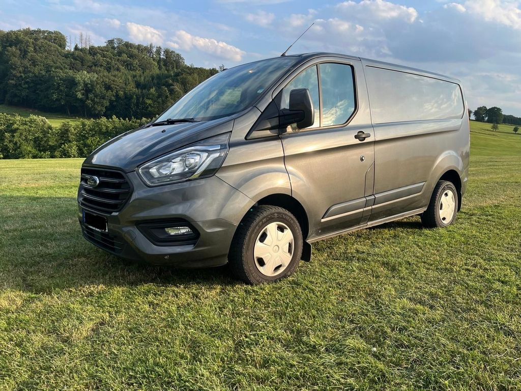 Image of Ford Transit Custom
