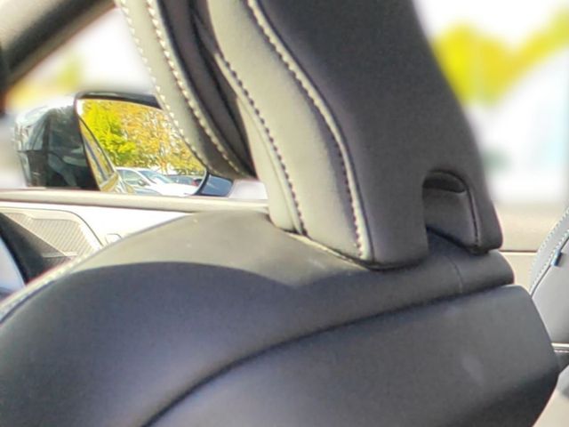 VOLVO XC 60 (Bild 19 von Array)