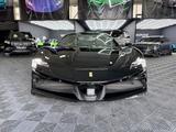 Ferrari SF90 Spider-Full Carbon- Lift- Passenger Display - Ferrari SF90: Schwarz