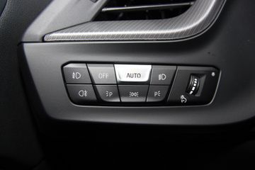 BMW 118 I M SPORT LEDVIRTUALNAVI