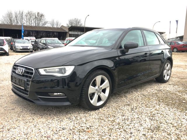 Audi A3 1.4 TSFI Sportback ambition NAVI SHZ PDC