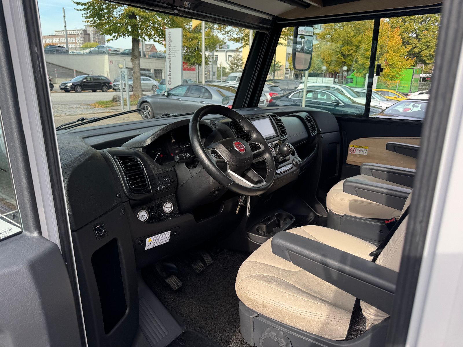 Fahrzeugabbildung Rapido ITINEO SB 740 SPIRIT EDITION LUFTFEDERUNG 2KLIMA