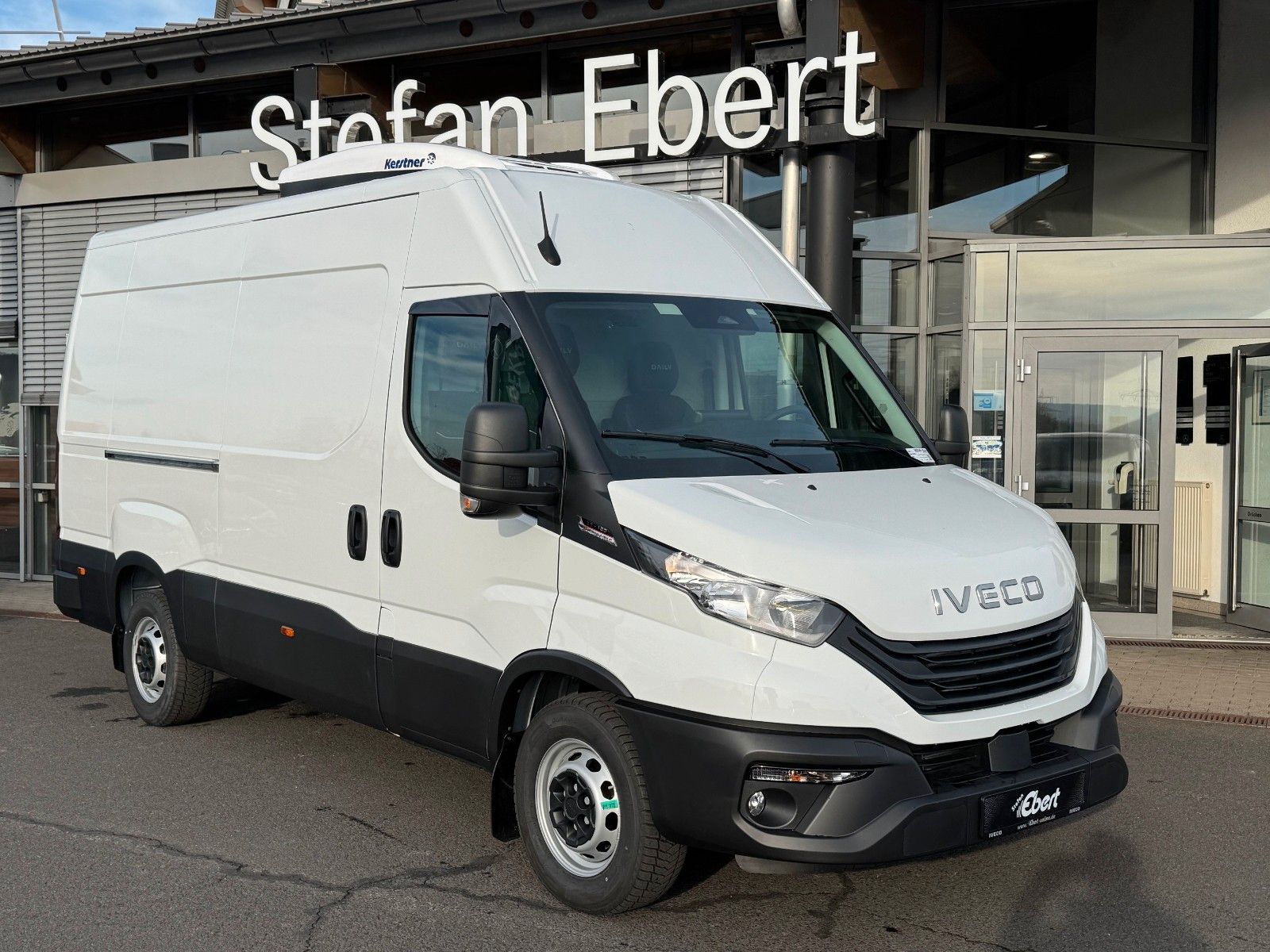 Fahrzeugabbildung Iveco Daily 35S18 A8 *Standkühlung*Kamera*Automatik*