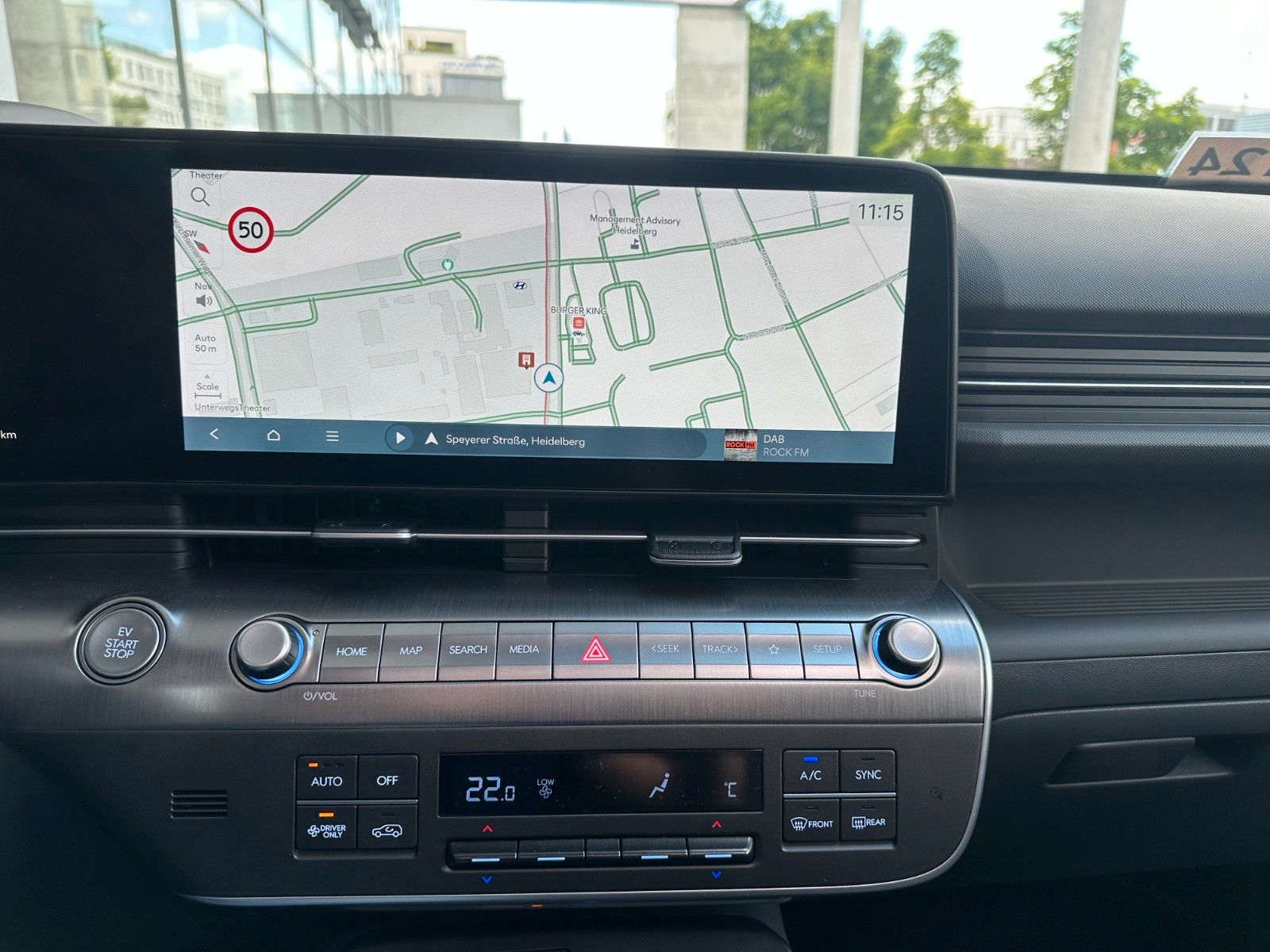 Fahrzeugabbildung Hyundai Kona Elektro Prime 65,4kWh Glasschiebedach/360°!