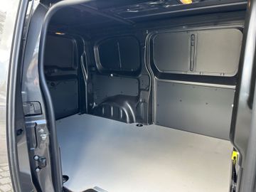 Fahrzeugabbildung Opel Vivaro 2.0 Kasten Edition M*Kamera*Klima*PDC*