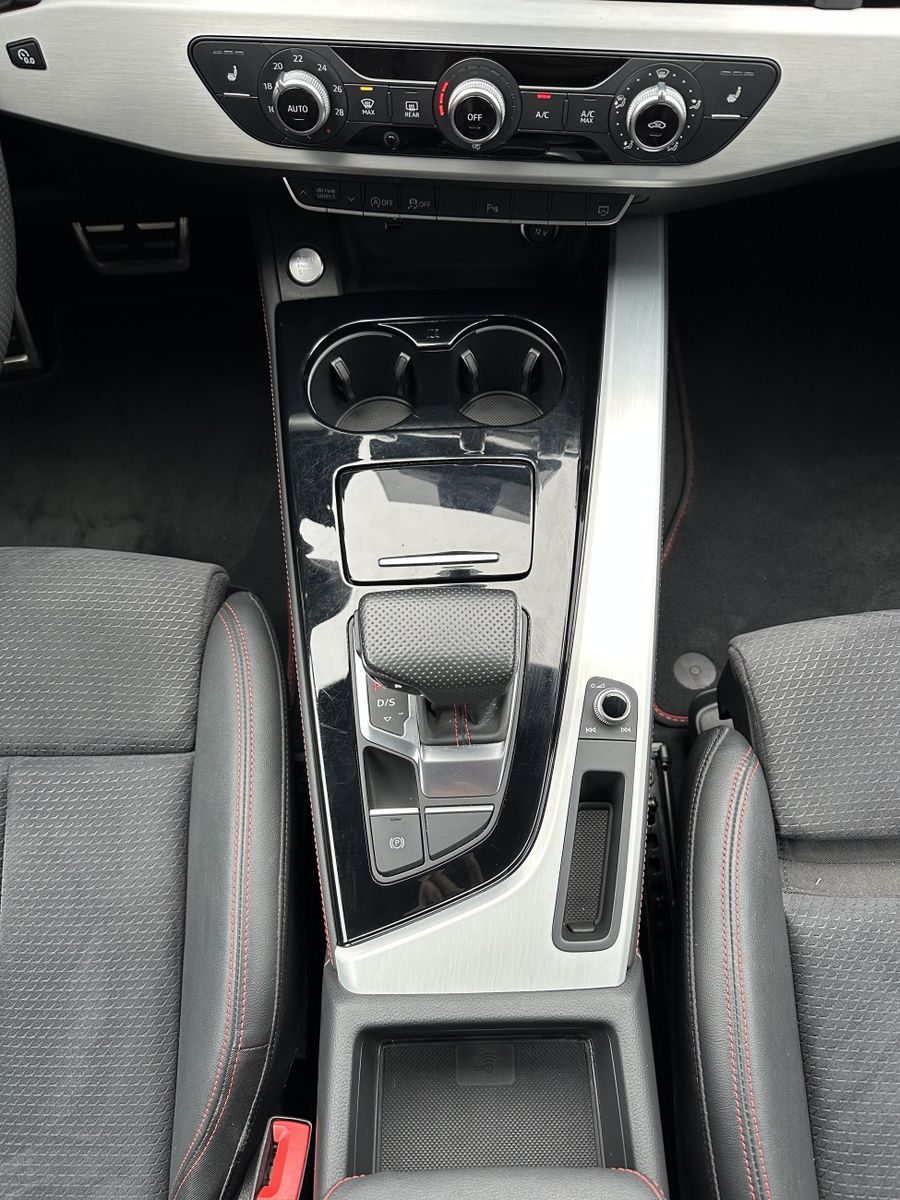 Fahrzeugabbildung Audi A4 Avant 50 TDI Qu S-Line Black NAV+LED+AHK+B&O