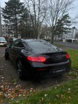 Mercedes-Benz C 220 d 4MATIC AMG Line Autom. AMG Line - Mercedes-Benz C 220 Gebrauchtwagen in Kassel