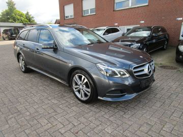 Mercedes E 220 - 2