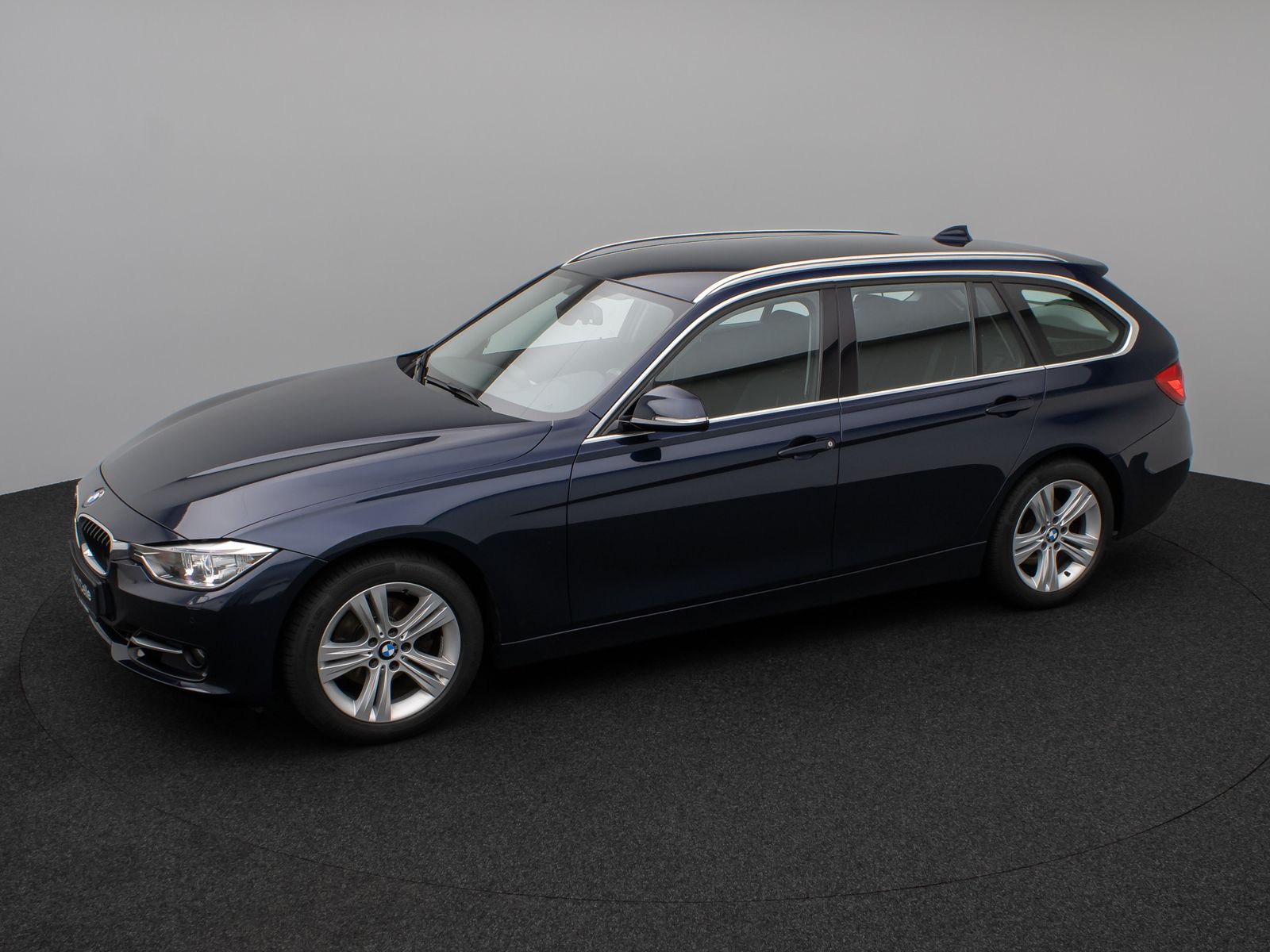 Fahrzeugabbildung BMW 320i Sport Line PDC Xenon AHK Geschwindigkeitsre