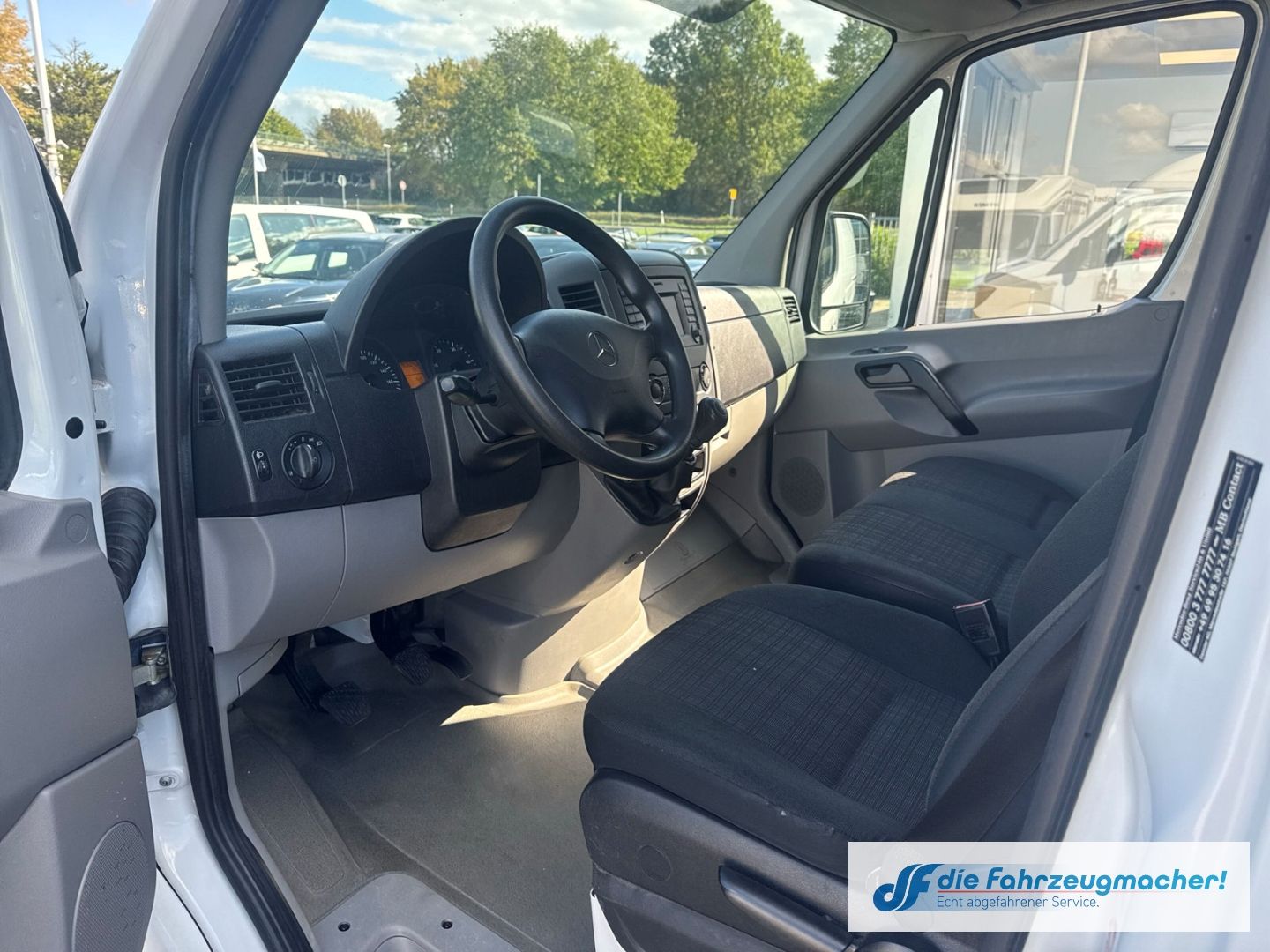 Fahrzeugabbildung Mercedes-Benz Sprinter Kasten 316CDI Werkstattein. Klima Kamer
