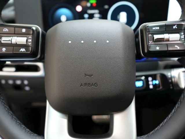 IONIQ 9 UNIQ 110kWh 4WD 6-SITZER+NAVI+360 GRAD K