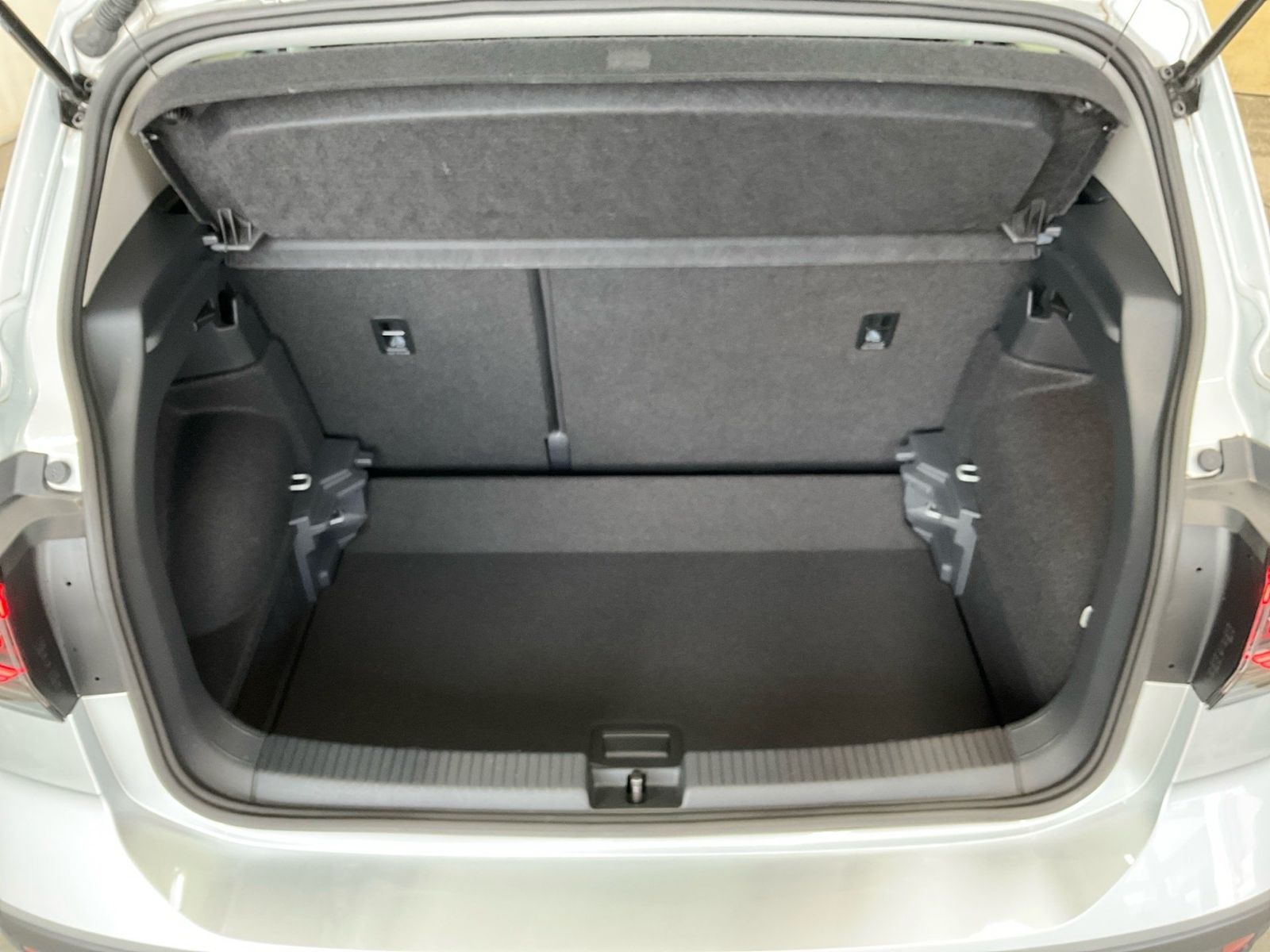 Volkswagen T-Cross - Bild 8
