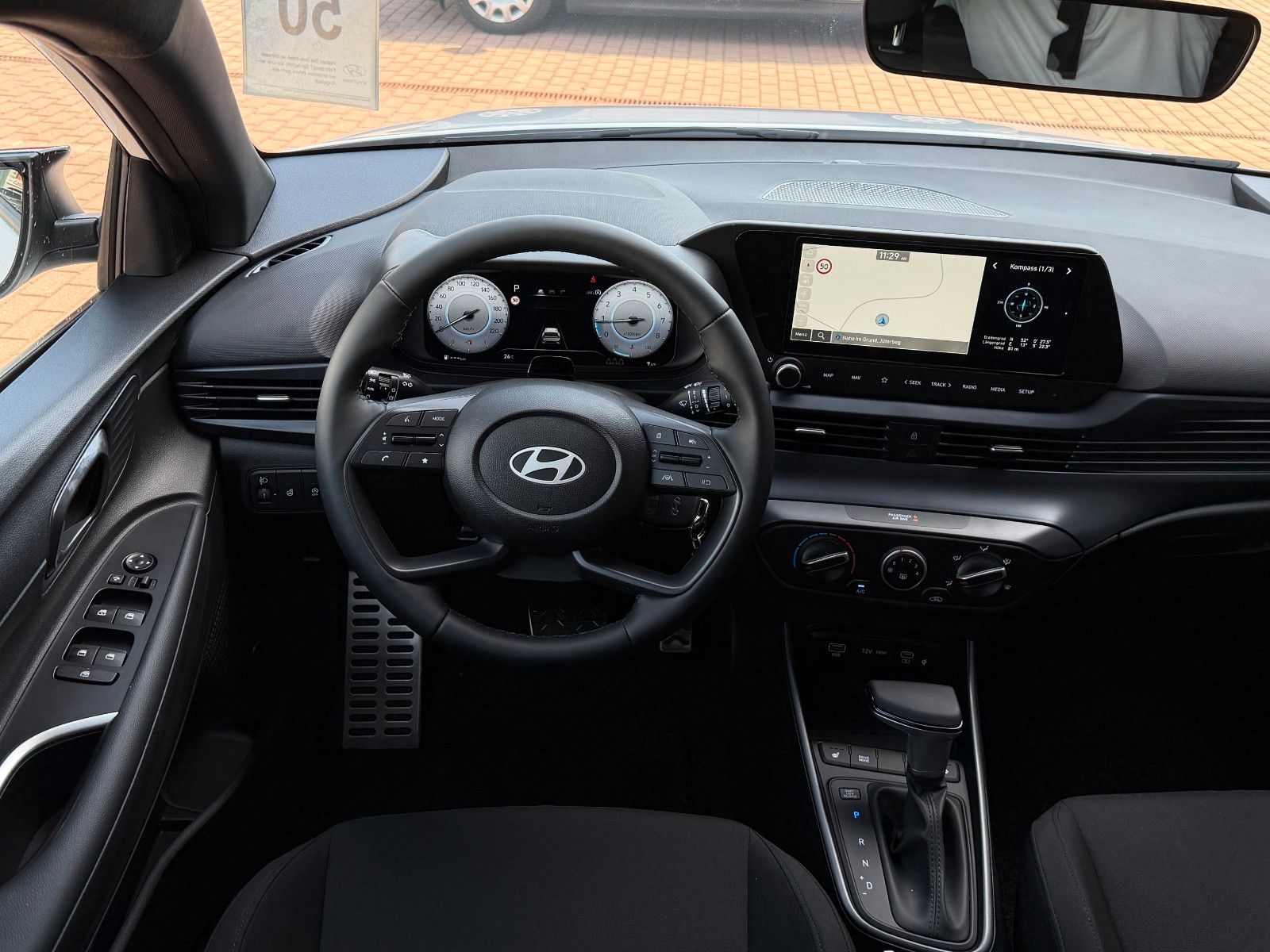 Fahrzeugabbildung Hyundai BAYON 1.0 T-GDI Blackline *Navi*Kamera*BOSE*LED*