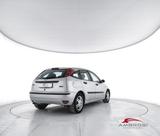 Ford FORD Focus 1.8 TDCi (115CV) cat 5p. Zetec - PER  - Ford Focus: Zetec