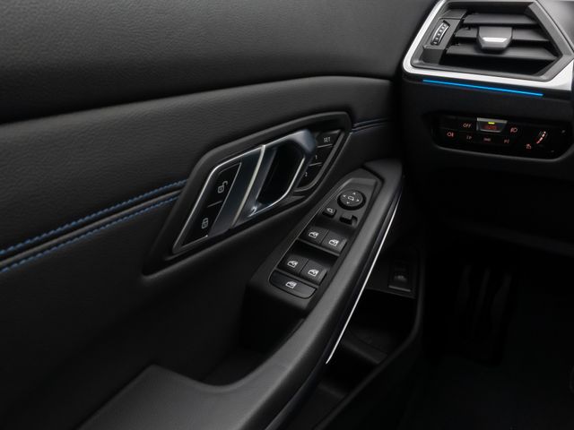 Foto Nummer 35: BMW 340d