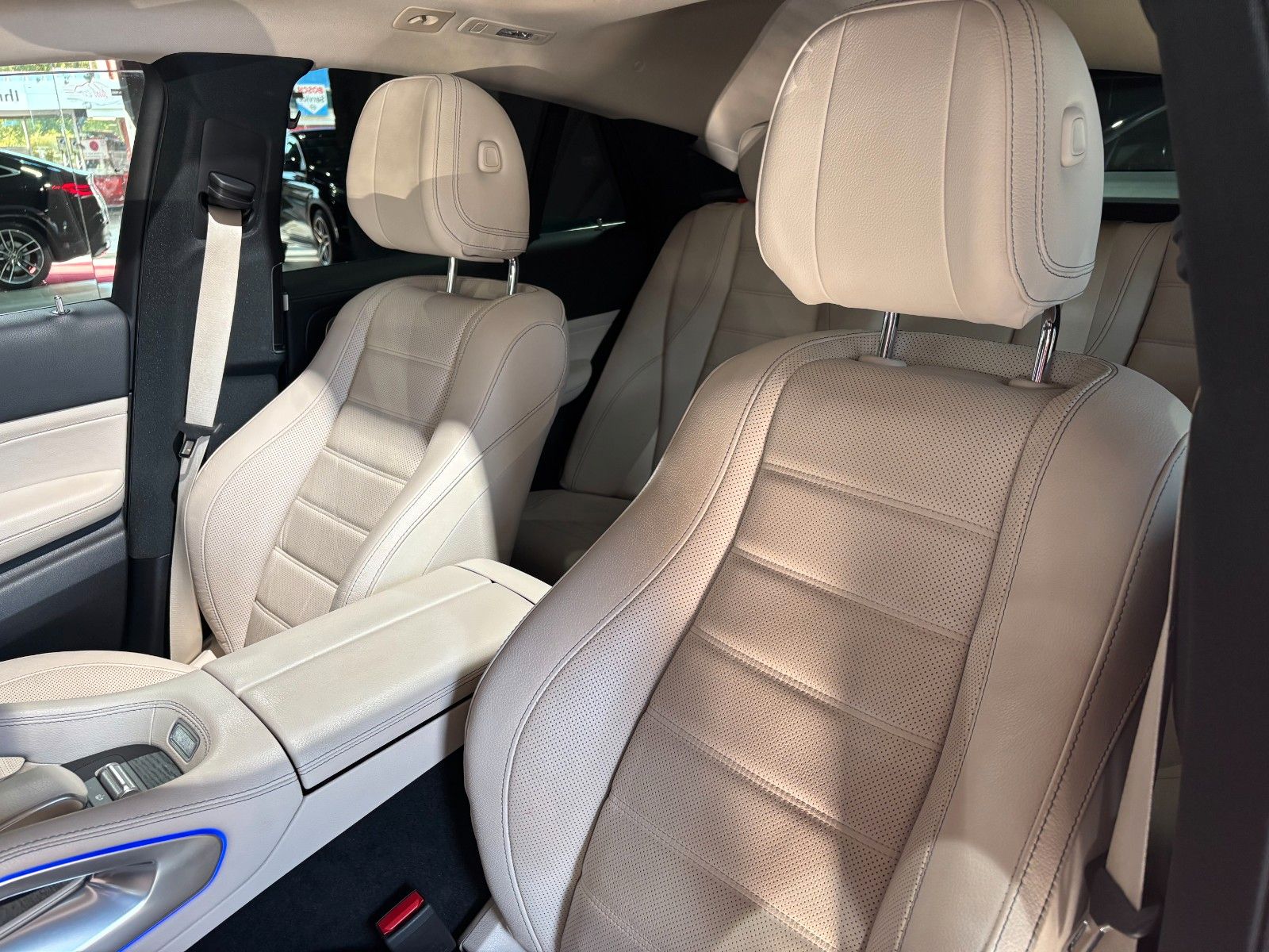 Fahrzeugabbildung Mercedes-Benz GLE 350de Coupe*AMG*Massage*HUD*Pano*360°*Keyles