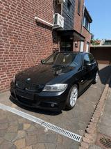 BMW Bmw 325i e90 LCI M Paket Original - BMW 325 in Mönchengladbach