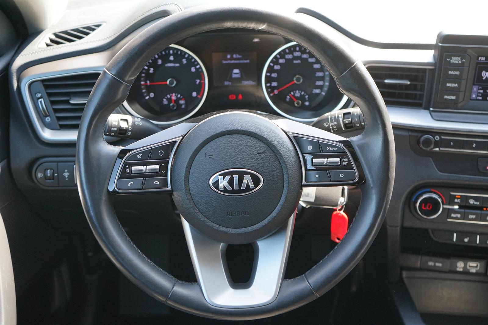 Kia Ceed SW 1.4 T-GDI Vision Sitzheizung Klimaaut.
