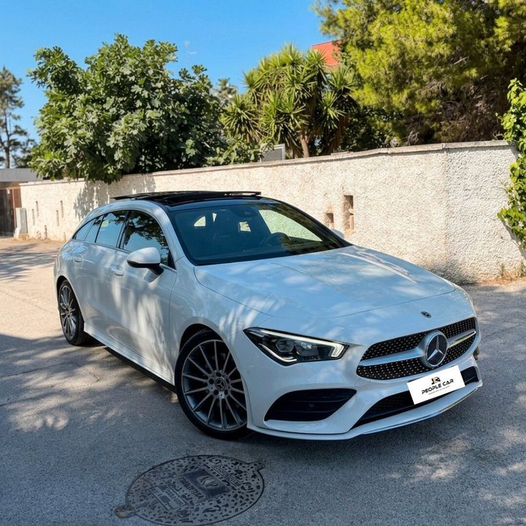 Image of Mercedes-Benz CLA 200