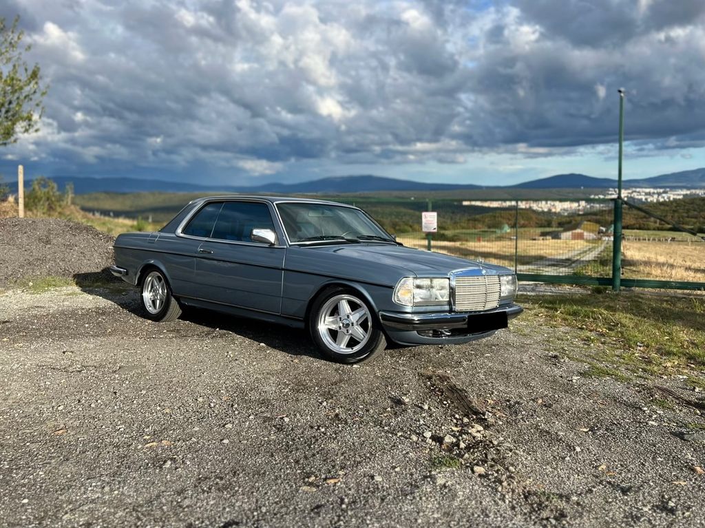Mercedes-Benz CE 280
