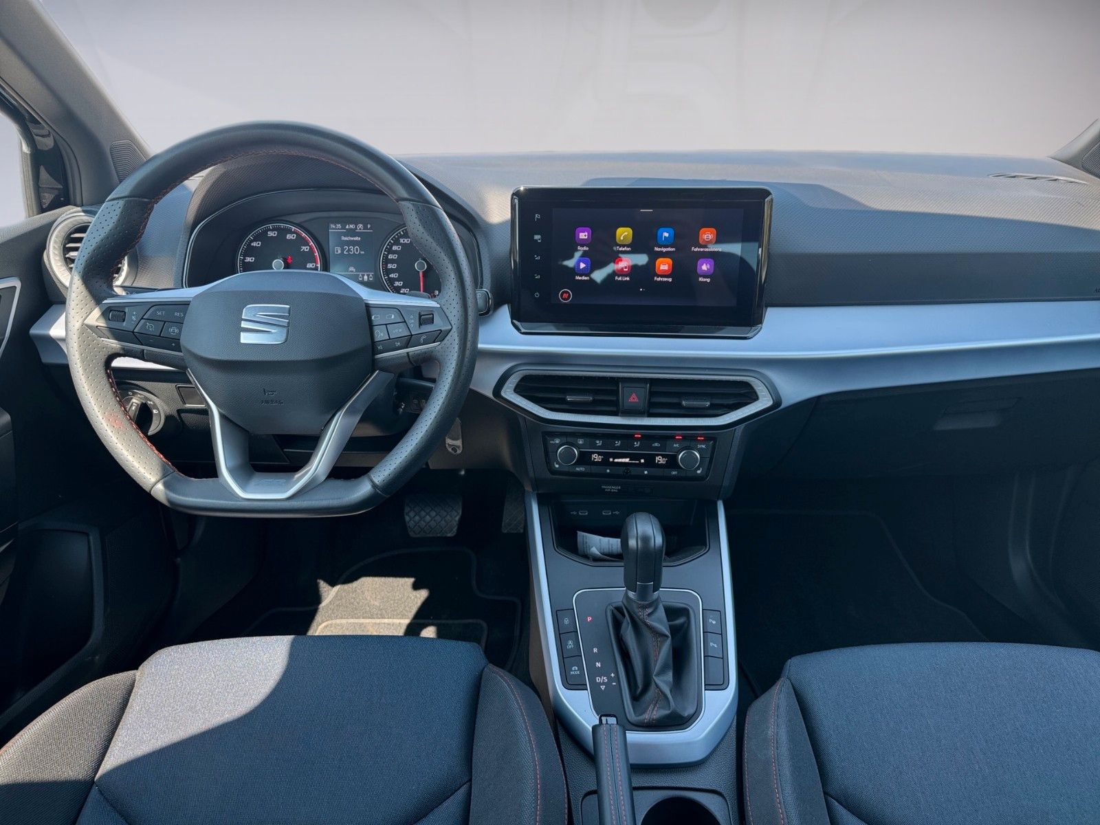Fahrzeugabbildung SEAT Arona FR 1.5 TSI