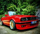 BMW 316i Limousine | EZ 01/1988 | Schiebedach | JBL  - rote BMW 316