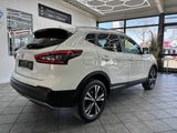 Nissan Qashqai 1.5 dCi N-Connecta, 1.Hand, LED, Navi - Nissan Qashqai: Dci