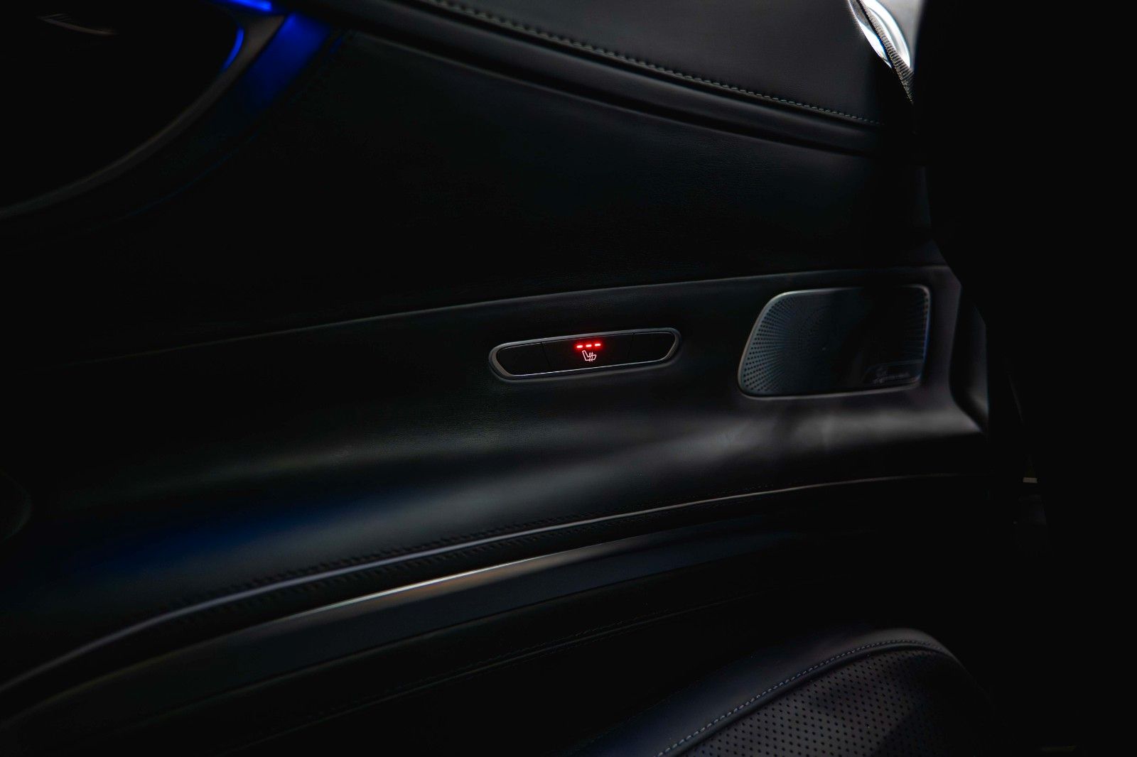 Fahrzeugabbildung Mercedes-Benz S 63 AMG 4Matic Night Edition Designo *ACC*Pano*