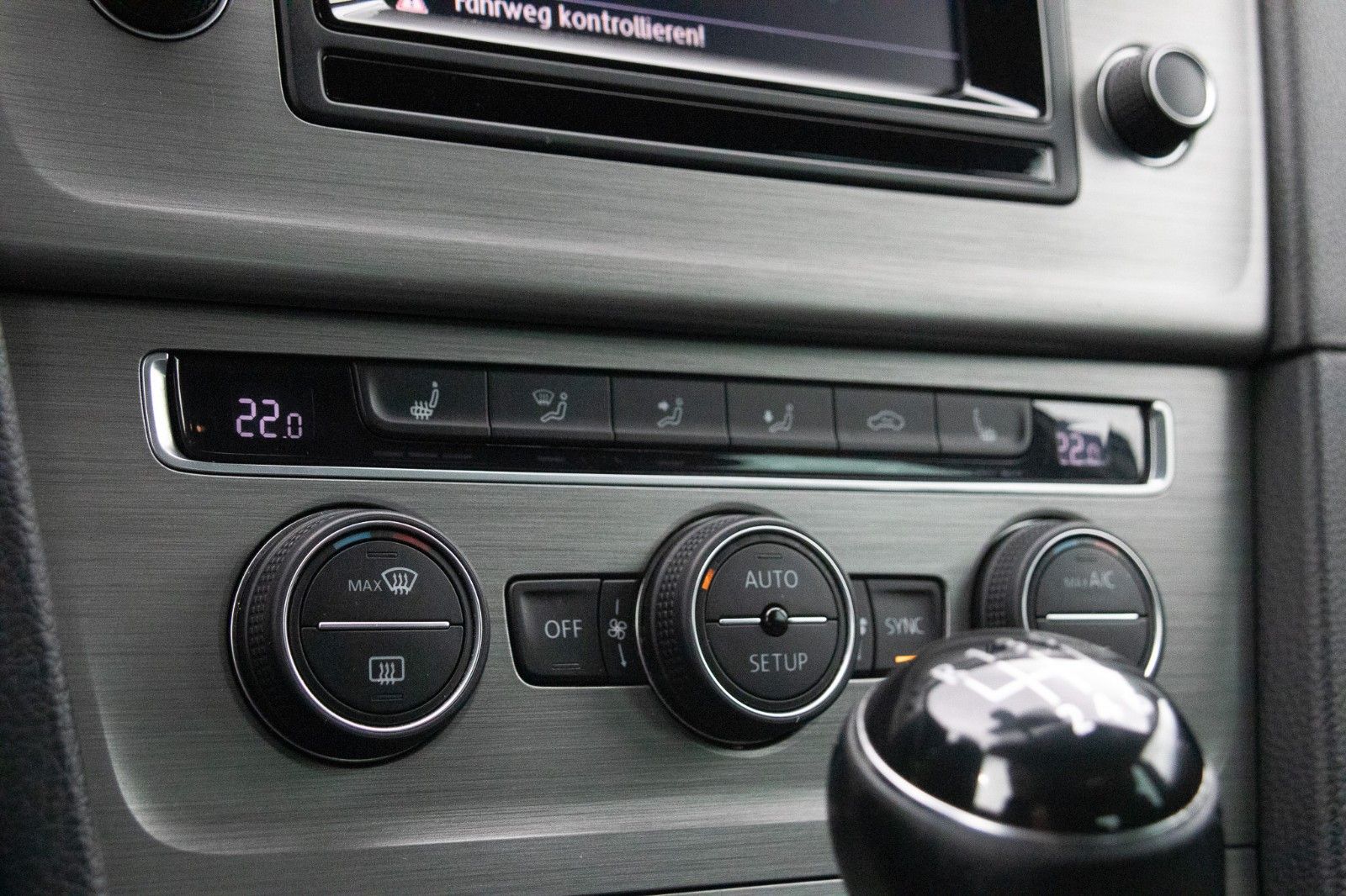 Fahrzeugabbildung Volkswagen Golf VII Lim. 1.2 TSI BMT Comfortline Navi Sitzh
