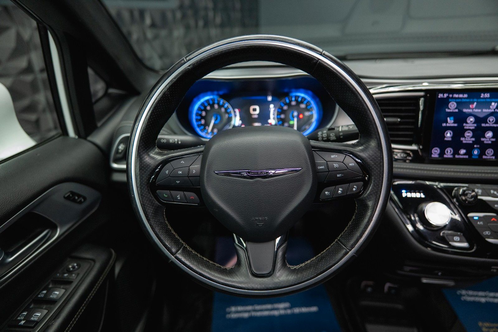 Fahrzeugabbildung Chrysler Pacifica 3.6 V6 LIMITED Night *Pano*CarPlay*ACC