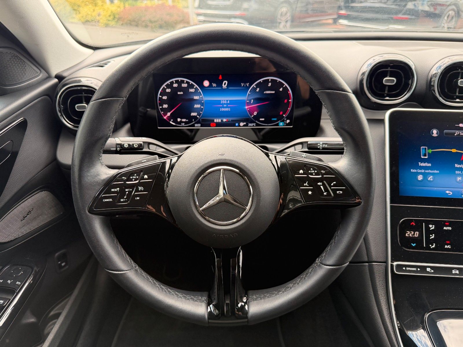 Fahrzeugabbildung Mercedes-Benz C 200d T RFK+SpurhaltA+EinparkP+SpiegelP+LED+IHC
