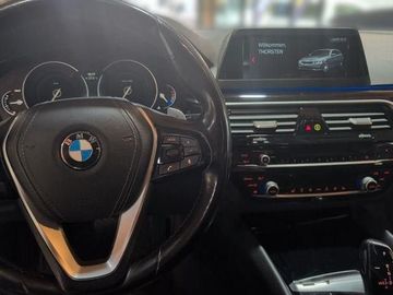 BMW 520 - 7