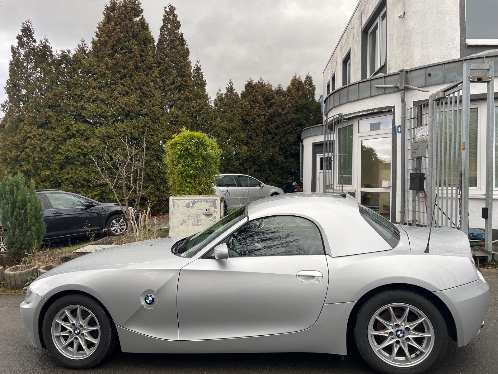 BMW Z4 Roadster 2.2i