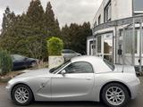 BMW Z4 Roadster 2.2i - BMW Z4 aus 2005: Roadster