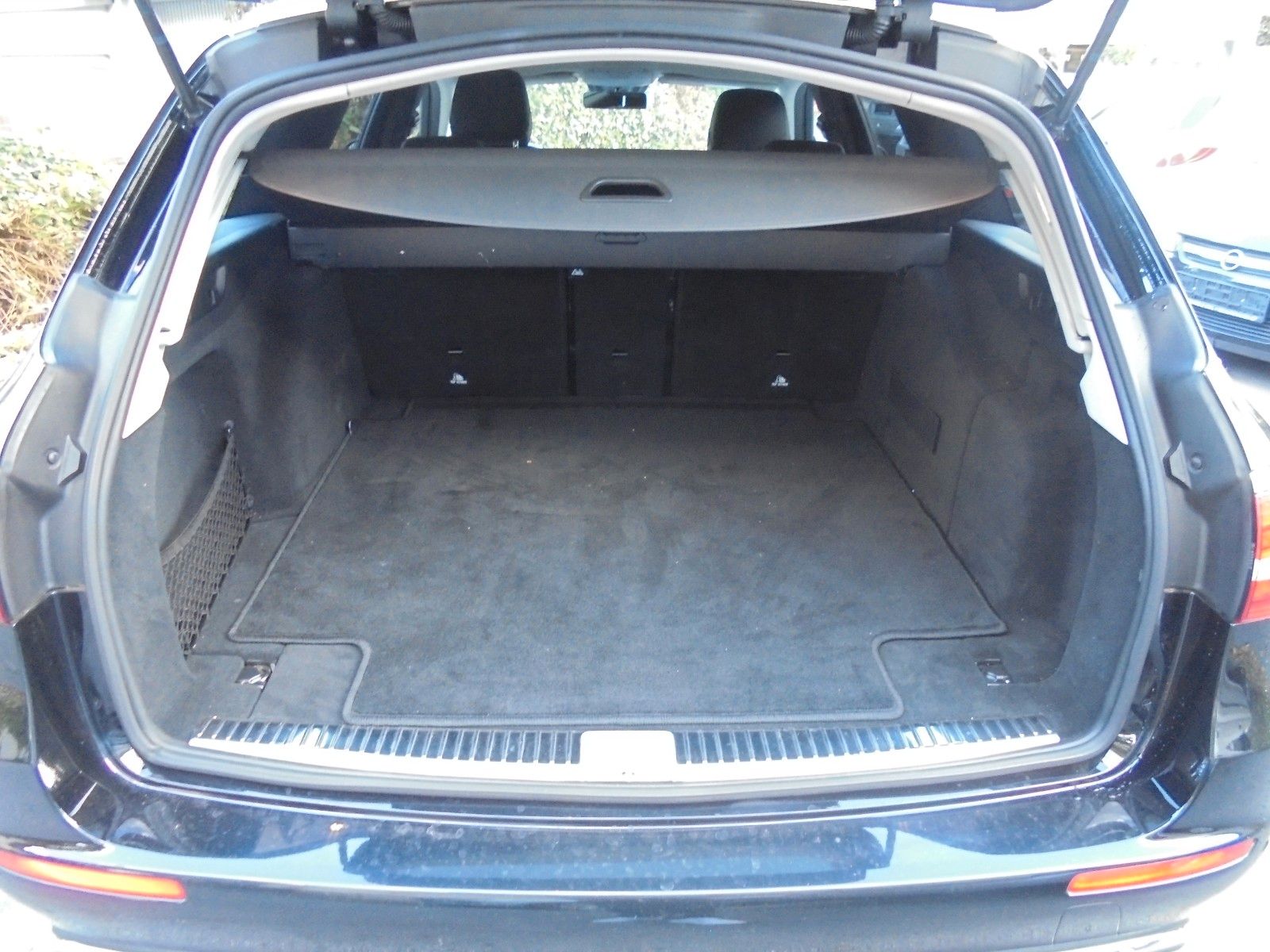 Fahrzeugabbildung Mercedes-Benz E 200 E -Klasse T-Modell E 200 d