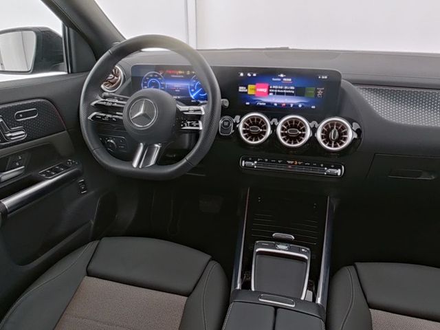 EQA 350 4MATIC Electric Art Adv Plus Memorysitze