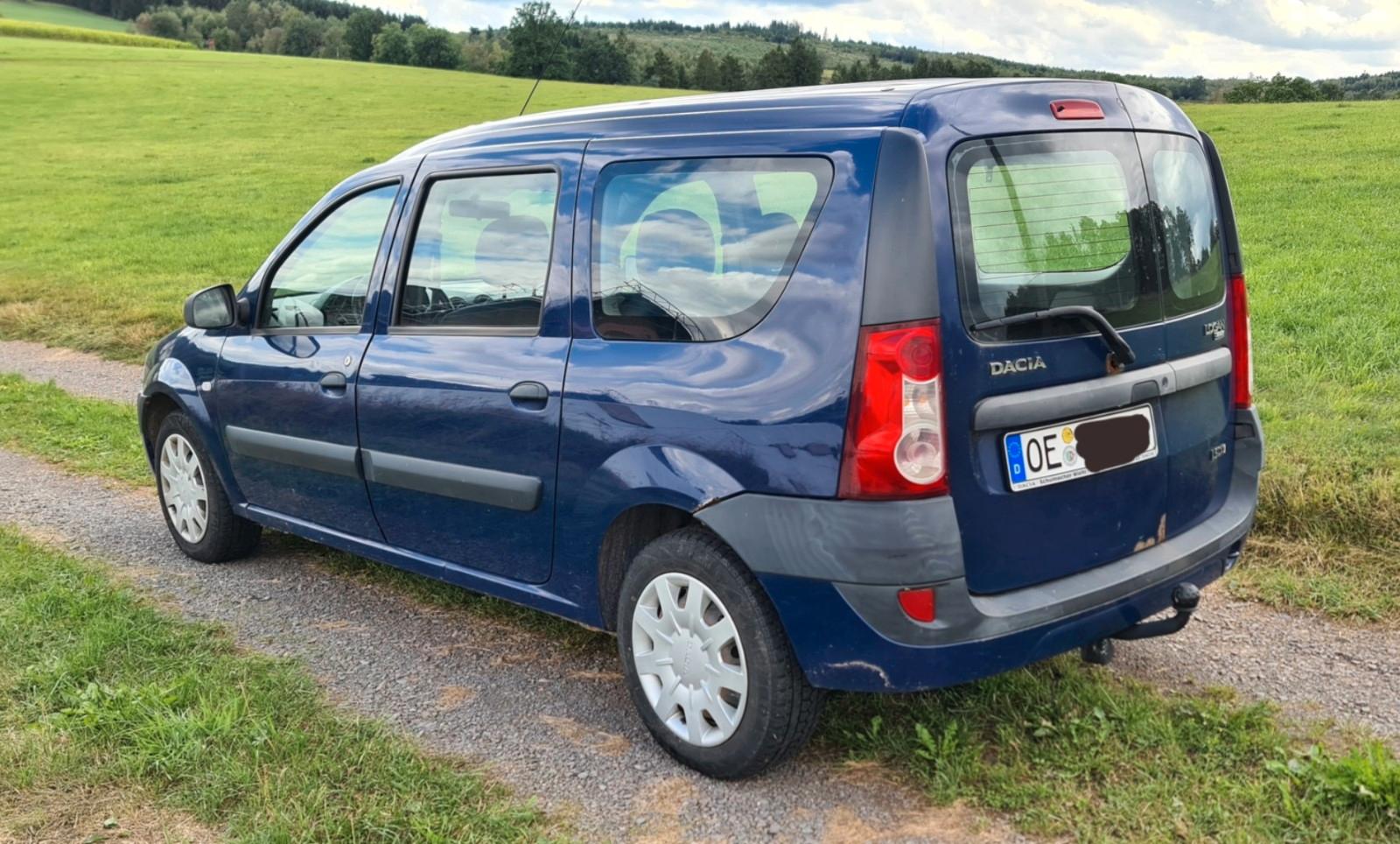 Dacia Logan 2008 — rear view