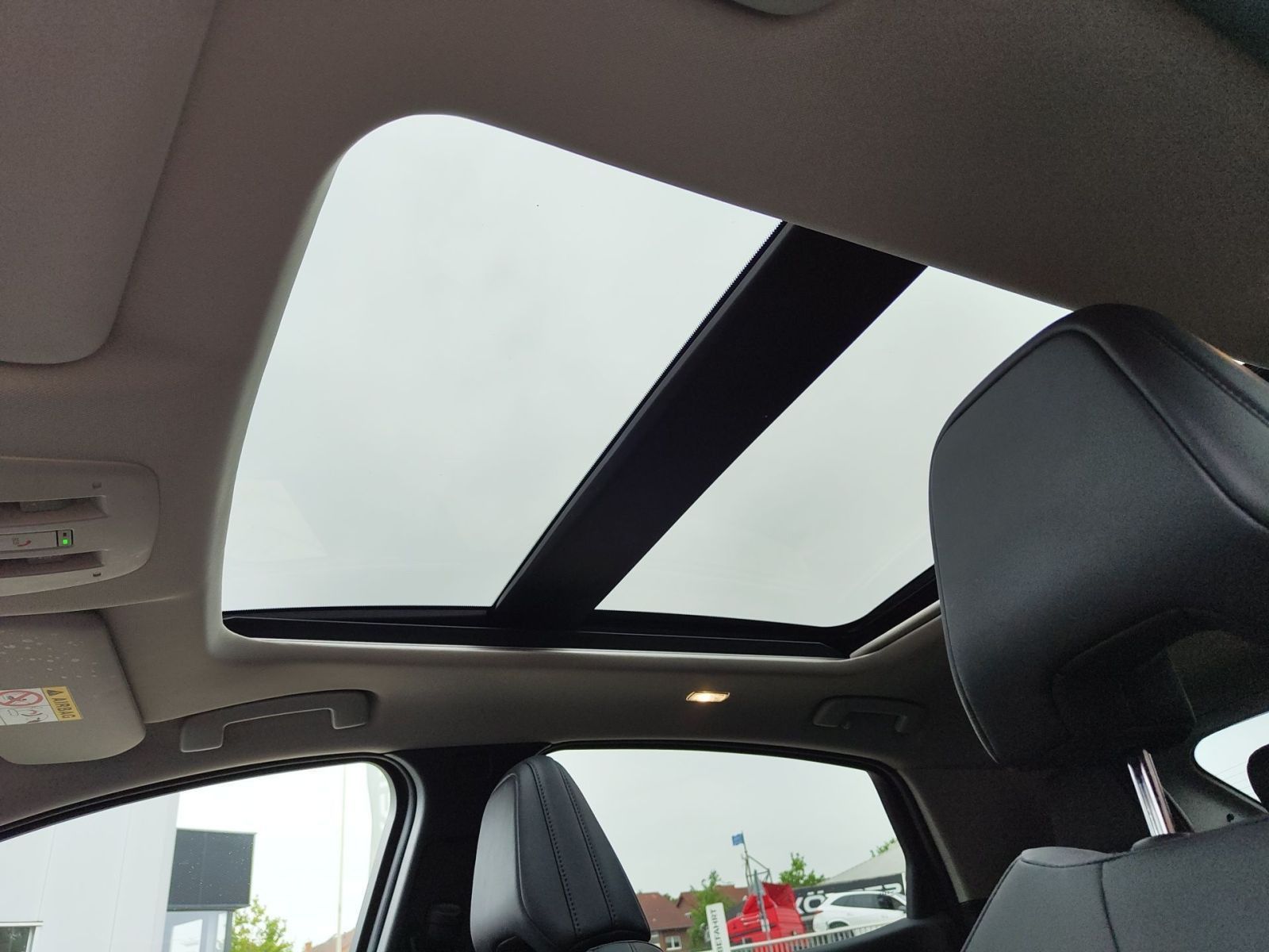 Fahrzeugabbildung Nissan Ariya Basis 63kWh *AHK**NAVI*PROPILOT*SITZHZG*KA