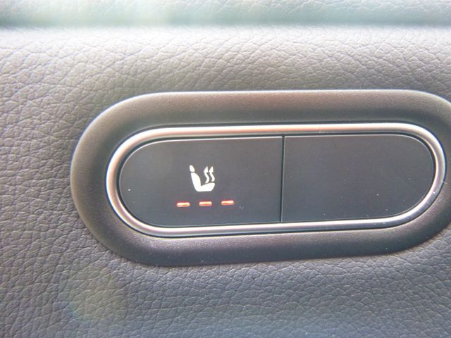 Fahrzeugabbildung Mercedes-Benz CLA 180 Shooting Brake >AUT/NAVI/Teilleder<